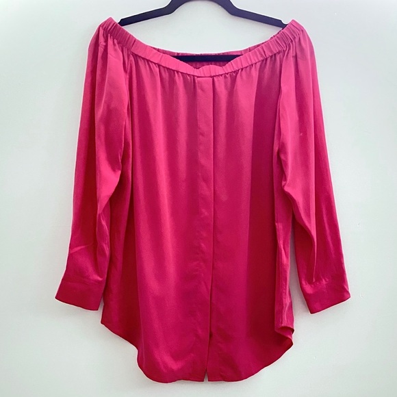 EQUIPMENT Silk Off-shoulder Button Front Top - Picture 3 of 12